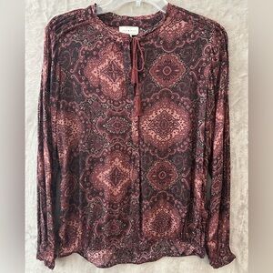 Lucky Brand Burgundy Top Small‎ Floral Boho